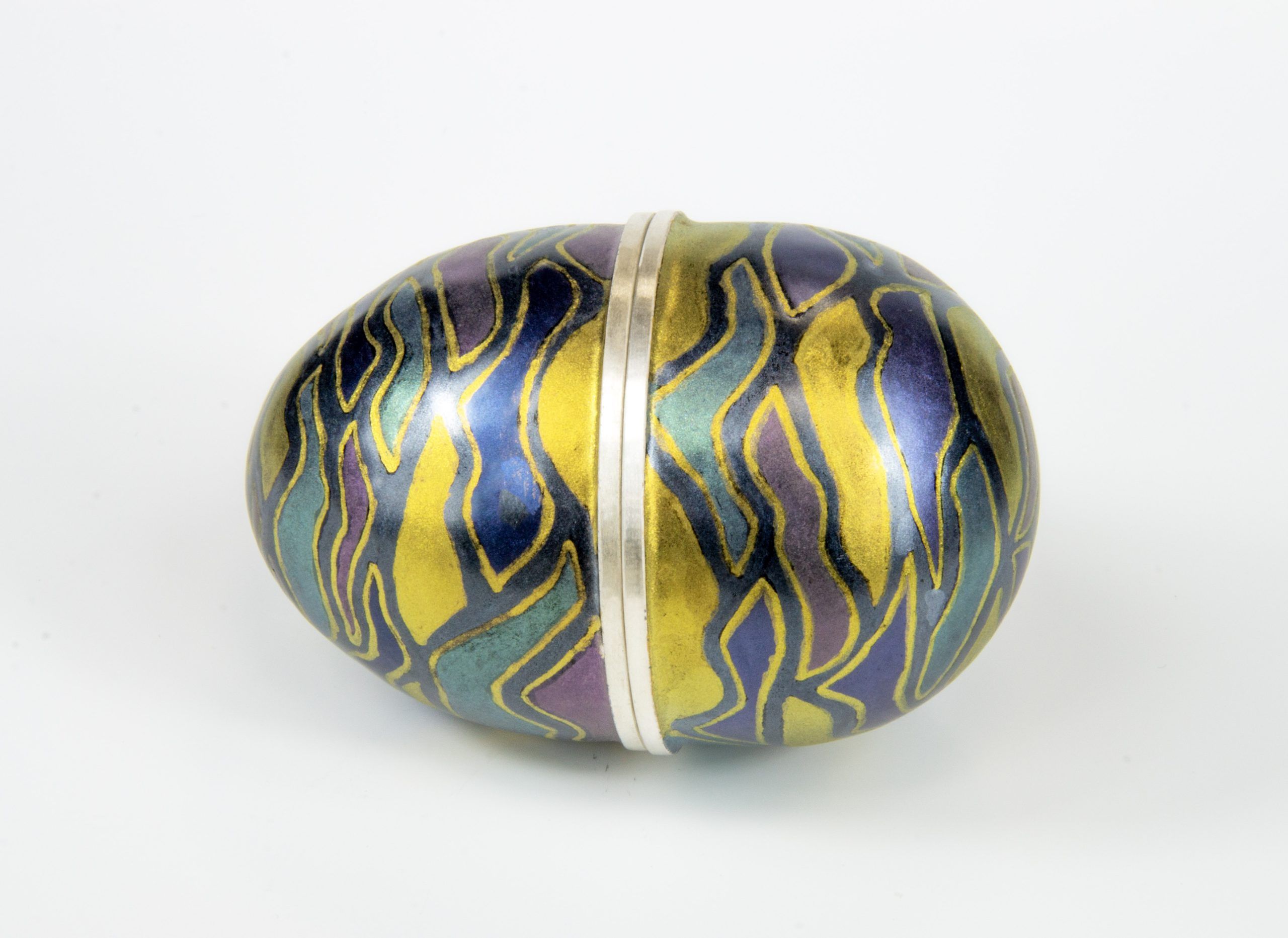 Enameled egg - Enamora - Cynthia Eid